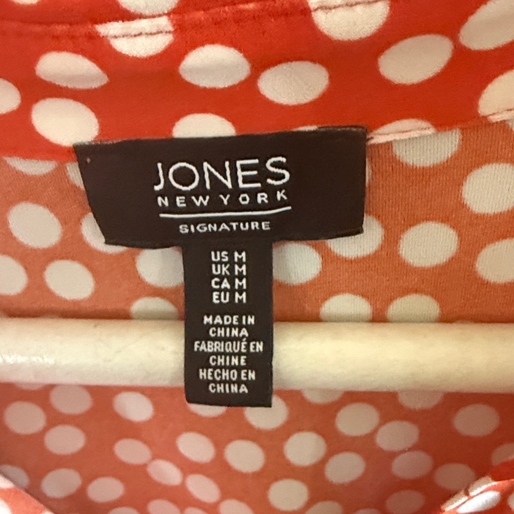 JONES NEW YORK ladies sleeveless polkadot blouse, NWOT perfect condition size M - Picture 4 of 8